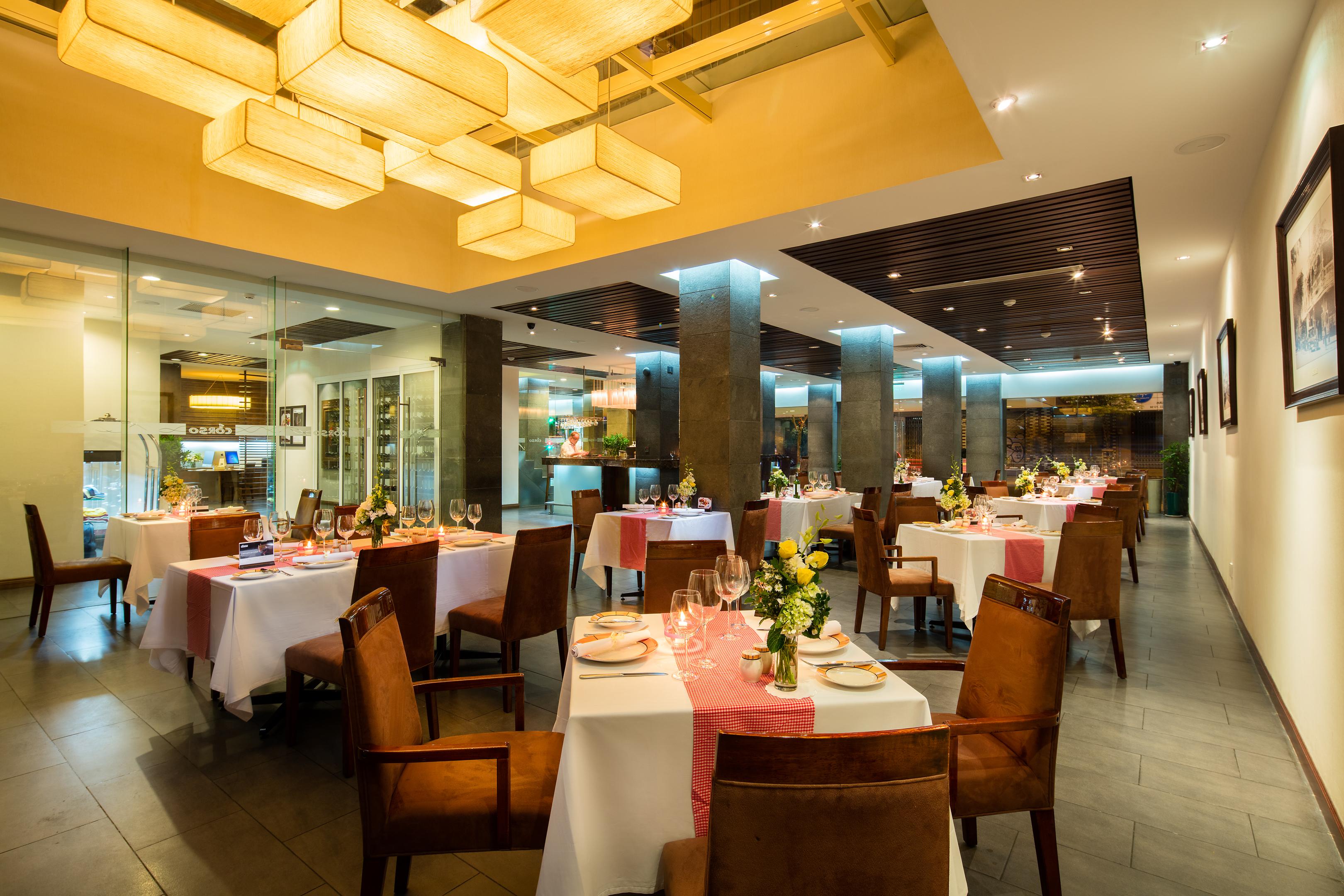 โรงแรมนอร์โฟล์ค ไซ่ง่อน โฮจิมินห์ซิตี้ ร้านอาหาร รูปภาพ